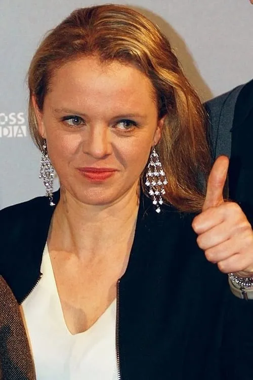 Robert Thalheim ha trabajado con Julia von Heinz en 1 ocasiones