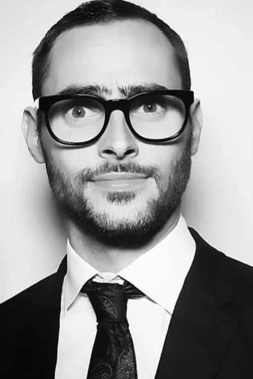 Robbie Banfitch ha trabajado con Julian Broudy en 2 ocasiones