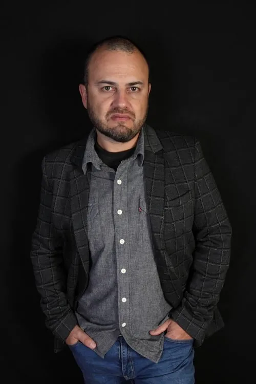 Joan Carles Suau ha trabajado con Julián Candón en 1 ocasiones