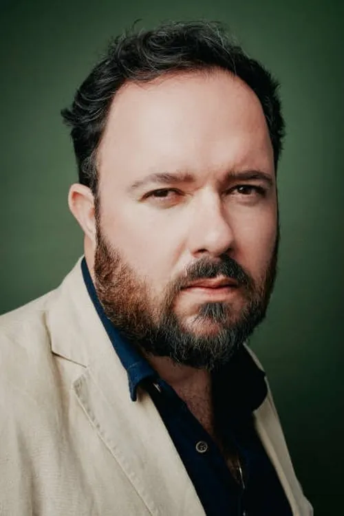 Juliano Dornelles interpretando a Self