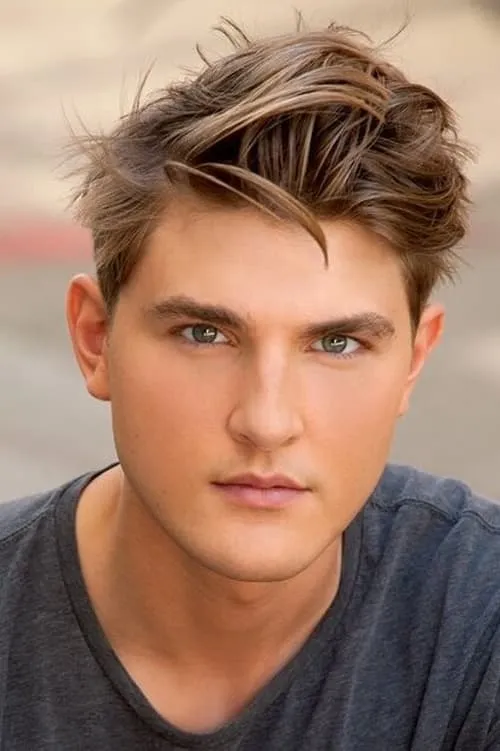 Julien Dean Lacroix en su biografía y filmografía