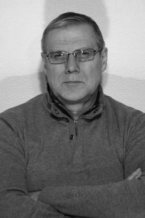 Juris Kalniņš interpretando a