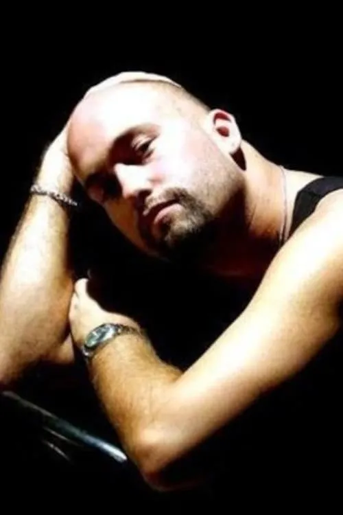 Thomas Roach ha trabajado con Justan Wagner en 1 ocasiones