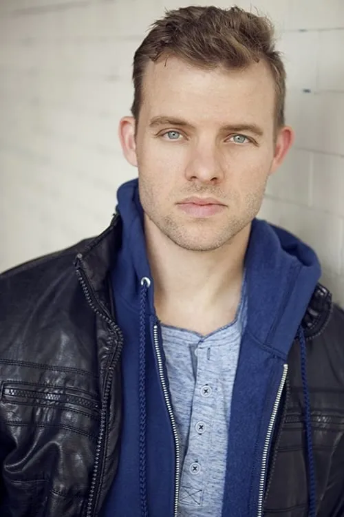 Dennis Pace ha trabajado con Justin Gilbert en 1 ocasiones