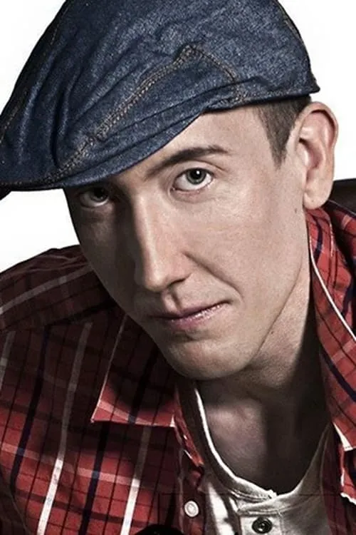 Alex Ozerov-Meyer ha trabajado con Justin Strazzanti en 2 ocasiones