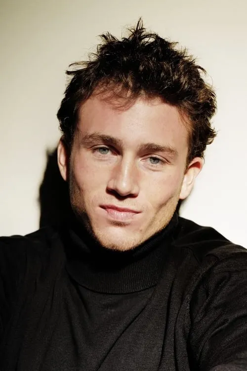 Justus Johanssen interpretando a 