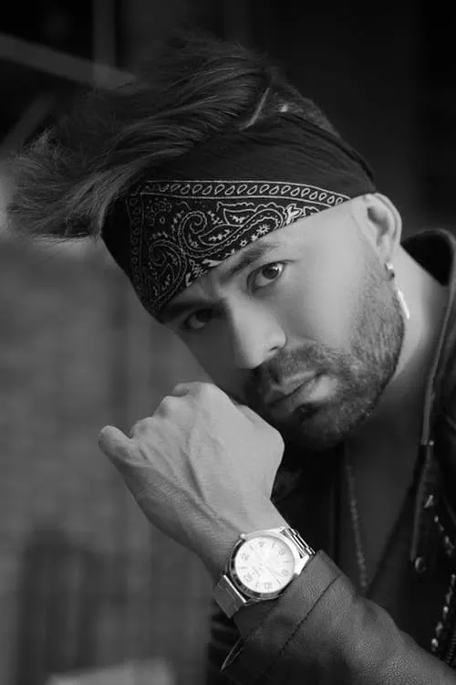 Randy ha trabajado con Jutha en 1 ocasiones