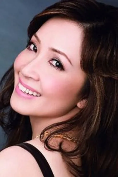 Kamolchanok Komoltithi — personaje: Oradee