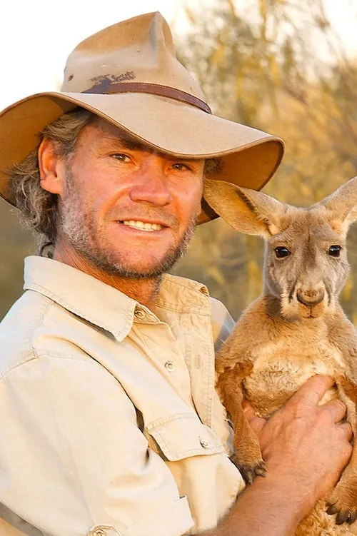 Tim Flannery ha trabajado con Kangaroo Dundee en 1 ocasiones