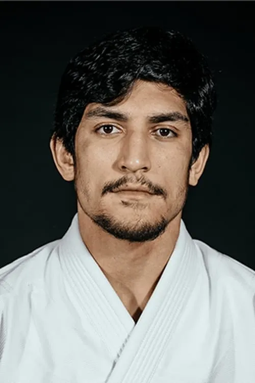 Travis Moore ha trabajado con Kaniela Kahuanui en 1 ocasiones