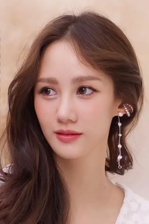 กัญญา รัตนเพชร์ interpretando a Ae