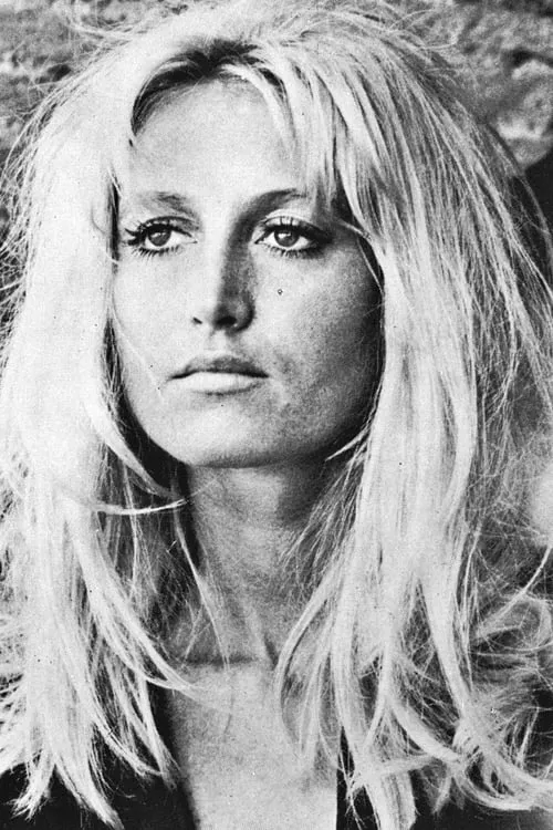 Karin Fiedler interpretando a Female Sutler