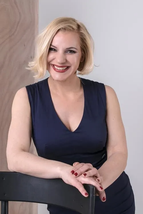 Matej Recer ha trabajado con Karin Komljanec en 1 ocasiones