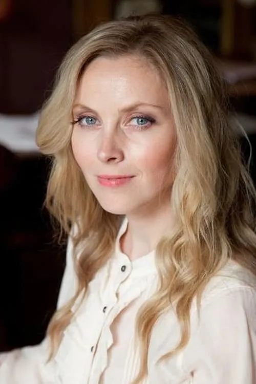 Julia Spellman ha trabajado con Karin Rask en 1 ocasiones