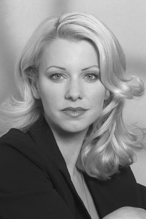 Karina Kraushaar — personaje: Carla Dux