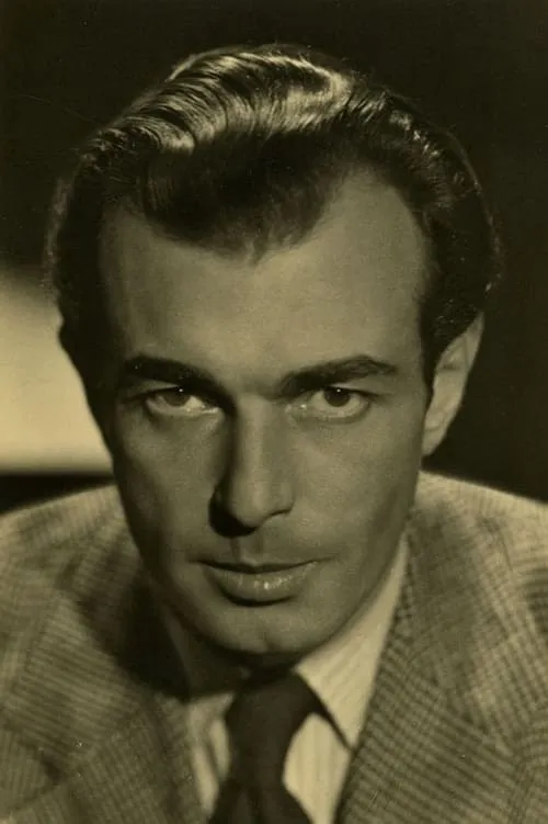 Karl Martell interpretando a Fred Delken