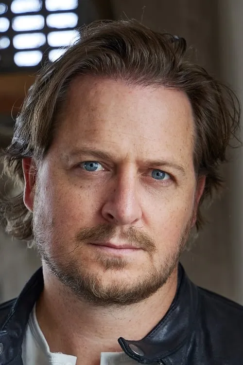 Roxane Hayward ha trabajado con Karl Thaning en 1 ocasiones