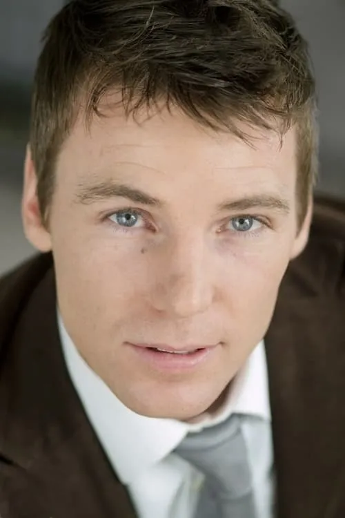 Devon Sawa ha trabajado con Karl Thordarson en 2 ocasiones