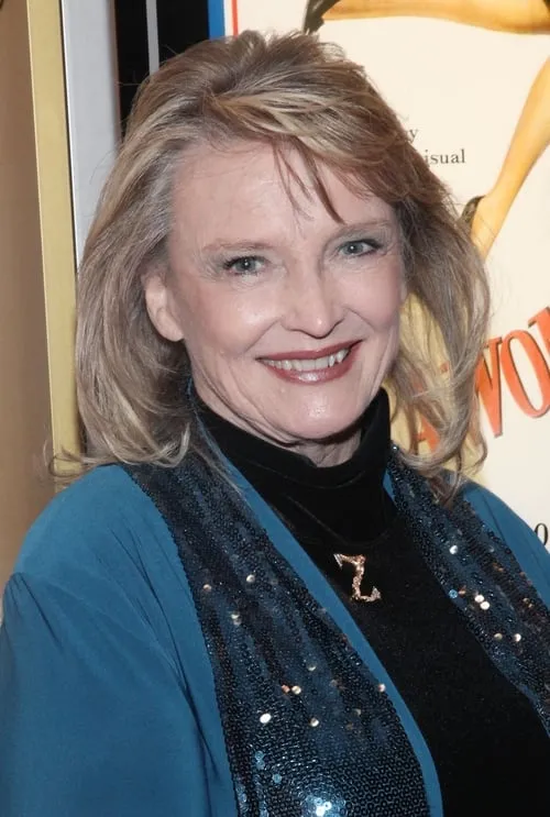 Michael Patrick Hearn ha trabajado con Karolyn Grimes en 1 ocasiones
