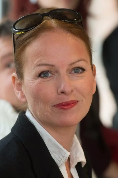 Egert Soll ha trabajado con Kärt Kross-Merilo en 1 ocasiones