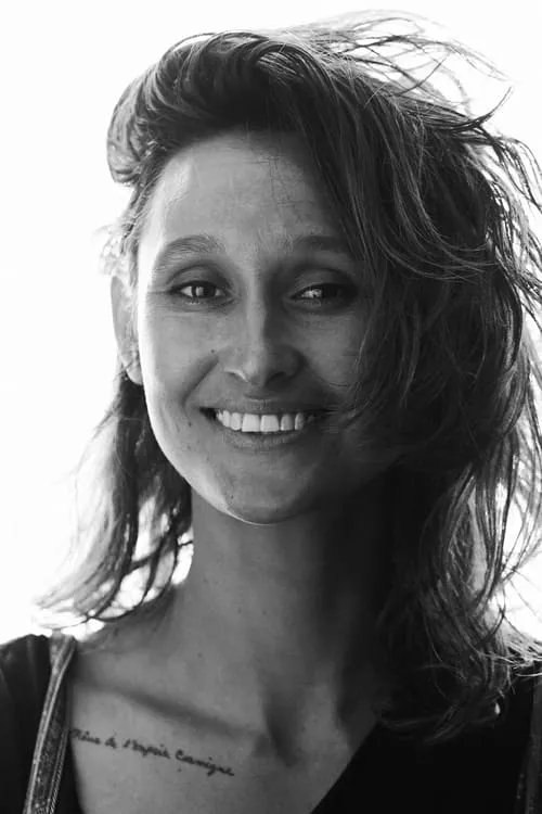 Chris Del Moro ha trabajado con Kassia Meador en 3 ocasiones