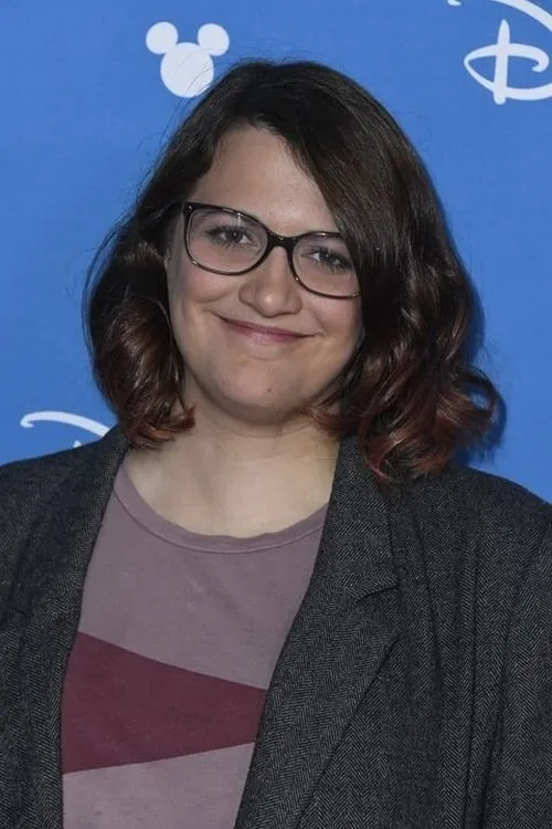 Kate Herron interpretando a Self - Director, Loki (archive footage)