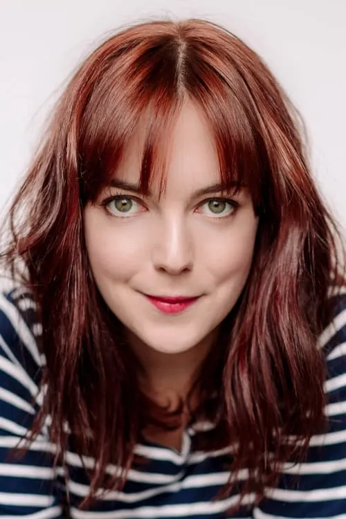 Katey Hoffman interpretando a Susan