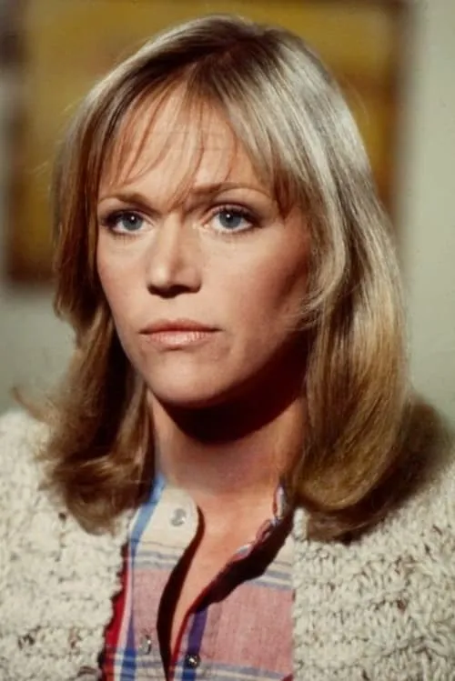 Katherine Cannon interpretando a Fran Liddy