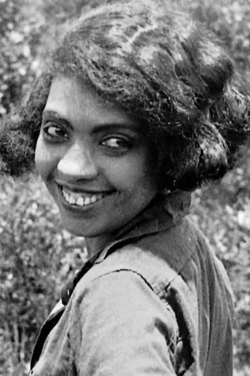 Kathryn Boyd interpretando a