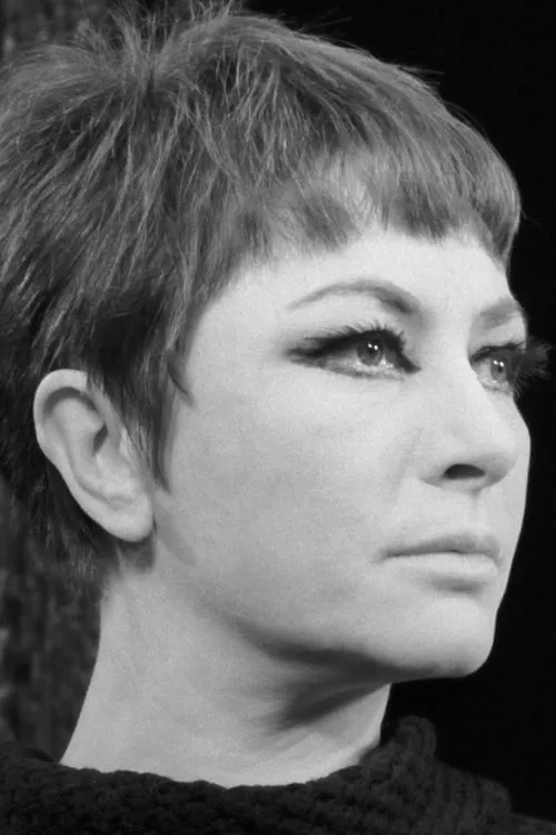 Kati Berek interpretando a