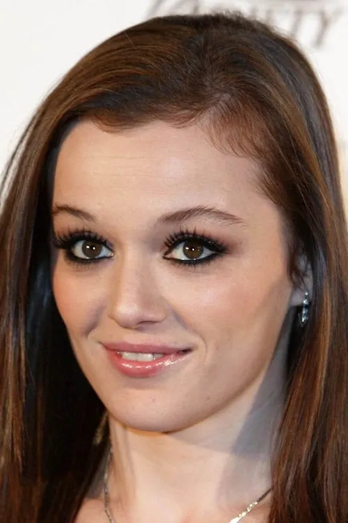 Katie Jarvis — personaje: Sadie Burns