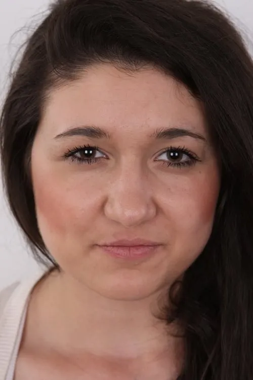 Katlein Ria interpretando a 