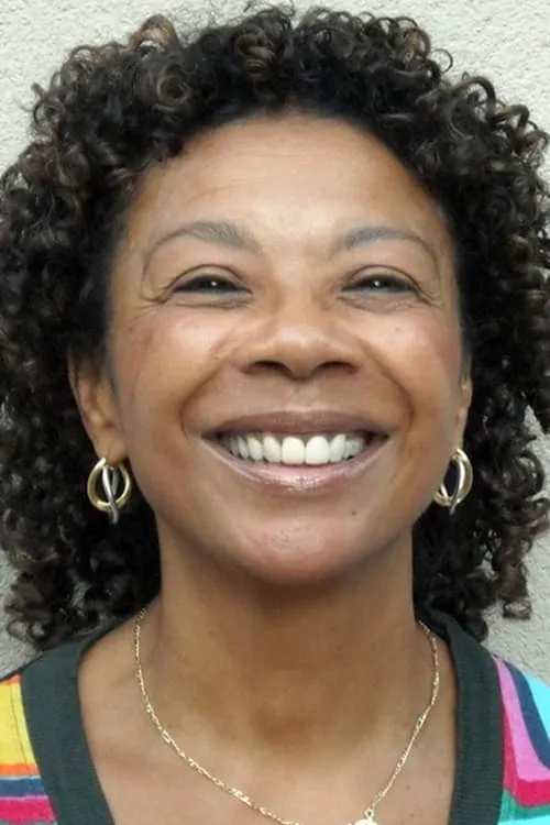 Katy Amaïzo interpretando a Suzanne