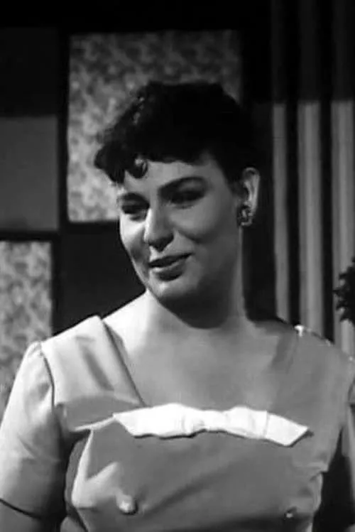 Abu Bakr Ezzat ha trabajado con Kawthar Ramzy en 4 ocasiones