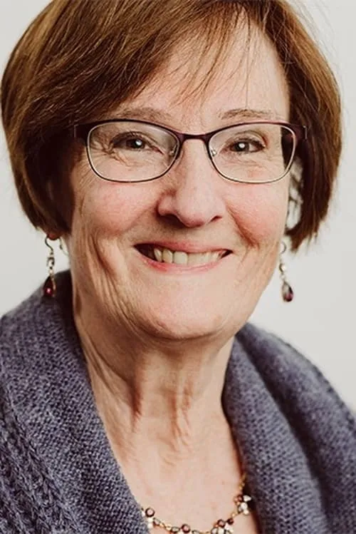 Victoria Squire ha trabajado con Kaye Cook en 1 ocasiones