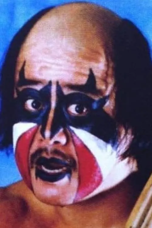 Kazuo Sakurada interpretando a Kendo Nagasaki