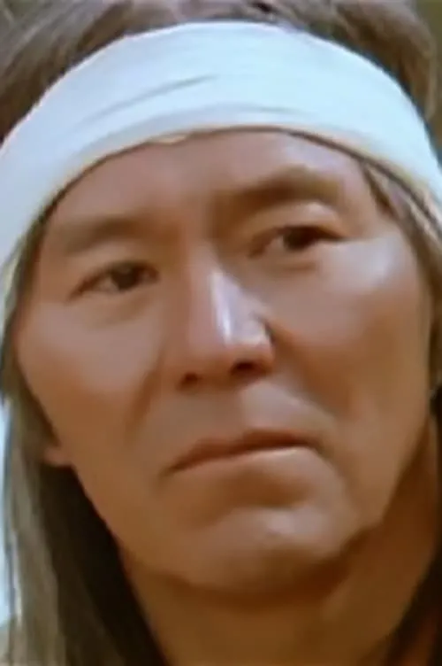 Kenny Dikerson ha trabajado con Kee Bahe Elsisie en 1 ocasiones