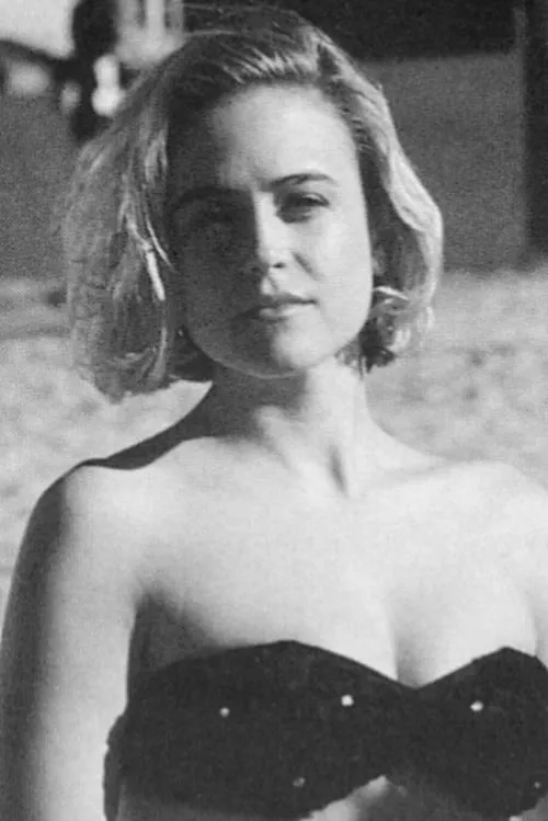 Keely Christian en su biografía y filmografía