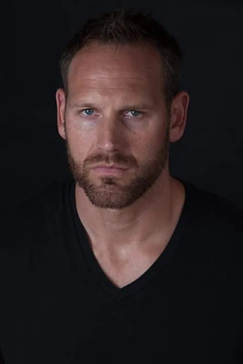 Keil Oakley Zepernick interpretando a Giant