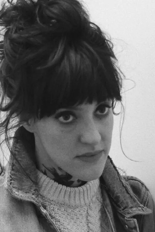 Keilly McQuail interpretando a Margot