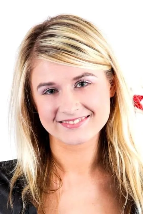 Kelly Candy interpretando a