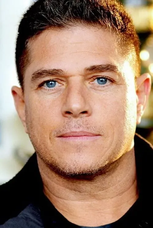 Kely McClung interpretando a Treck