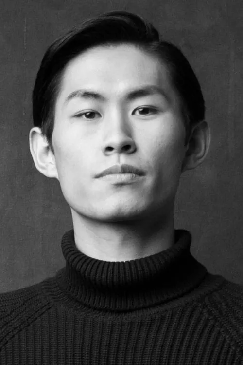 Ken Saruhashi interpretando a Captain