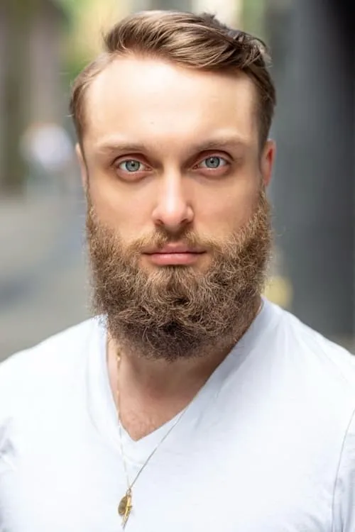 Kenny Wood-Schatz en su biografía y filmografía