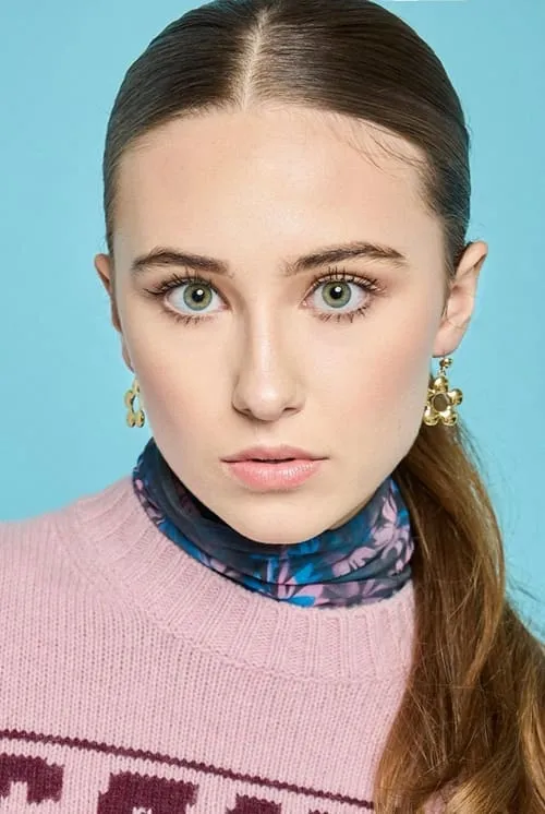 Liza Lapira ha trabajado con Kensington Tallman en 1 ocasiones