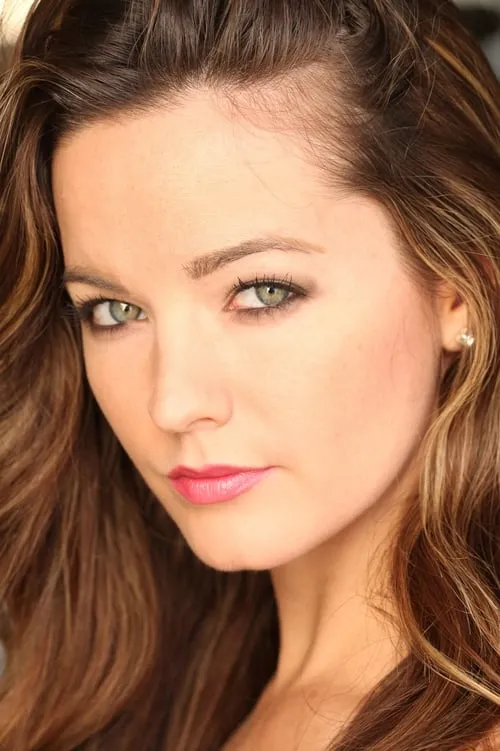 Molly Carlisle ha trabajado con Kerri Lynch en 1 ocasiones