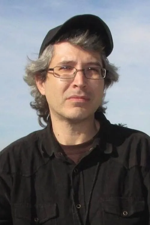 Eric McIntire ha trabajado con Kevin DiNovis en 1 ocasiones