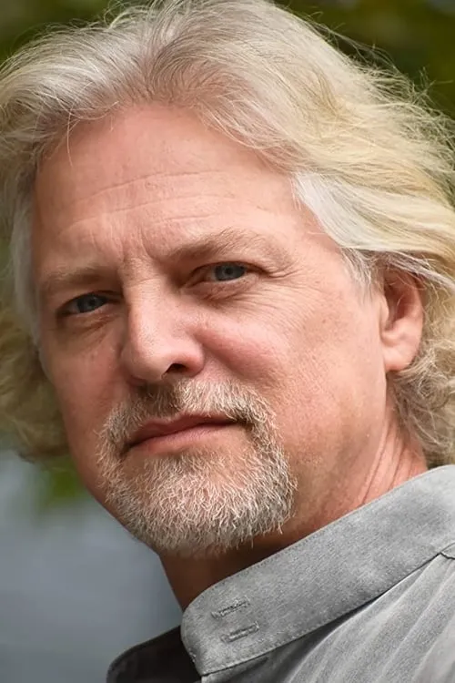 Daniel Hall Kuhn ha trabajado con Kevin Hardesty en 1 ocasiones