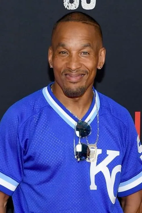 Robert Colangelo ha trabajado con Kharey Wise en 1 ocasiones