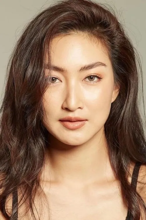 Khemanit Jamikorn interpretando a Weawta